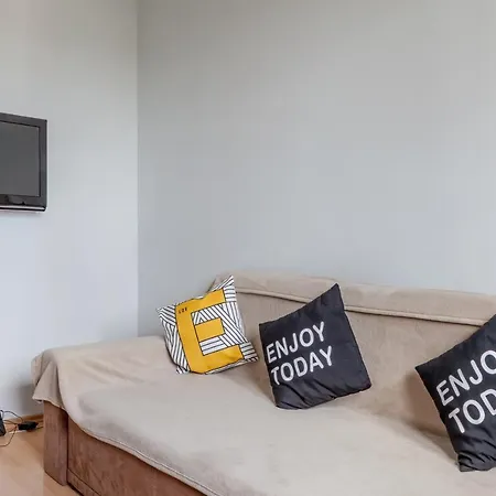 Apartamento Klimatyczne Mieszkanie 3-pok. 200m Od Dworca Glownego Pkp