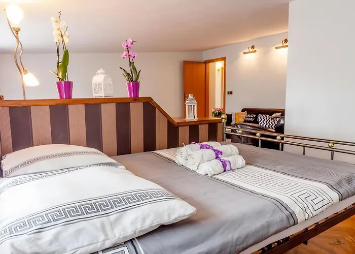 Lejlighed Klimatyczne Mieszkanie 3-pok. 200m Od Dworca Glownego Pkp *