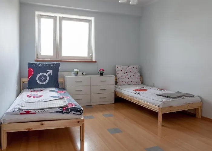 Klimatyczne Mieszkanie 3-pok. 200m Od Dworca Glownego Pkp * Wrocław